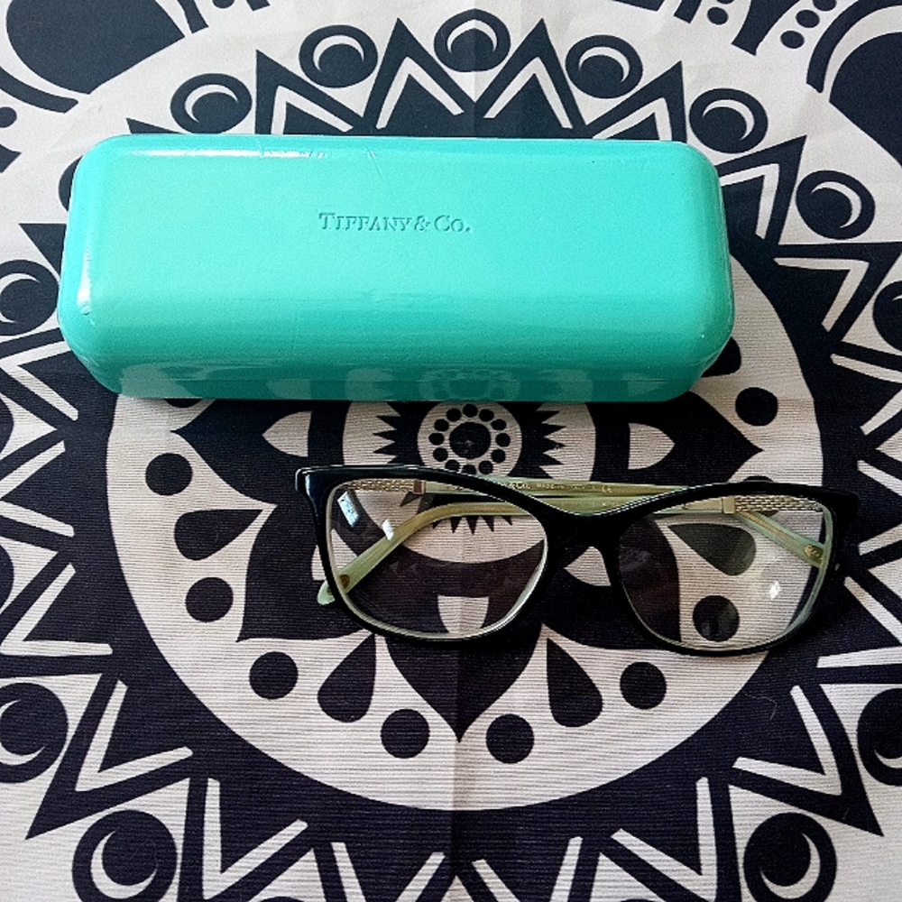 Tiffany & Co. - Glasses & case